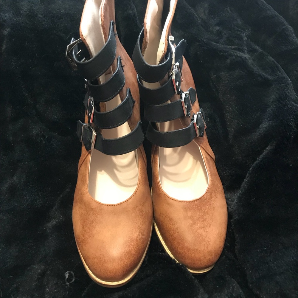 Buckle up shoes!